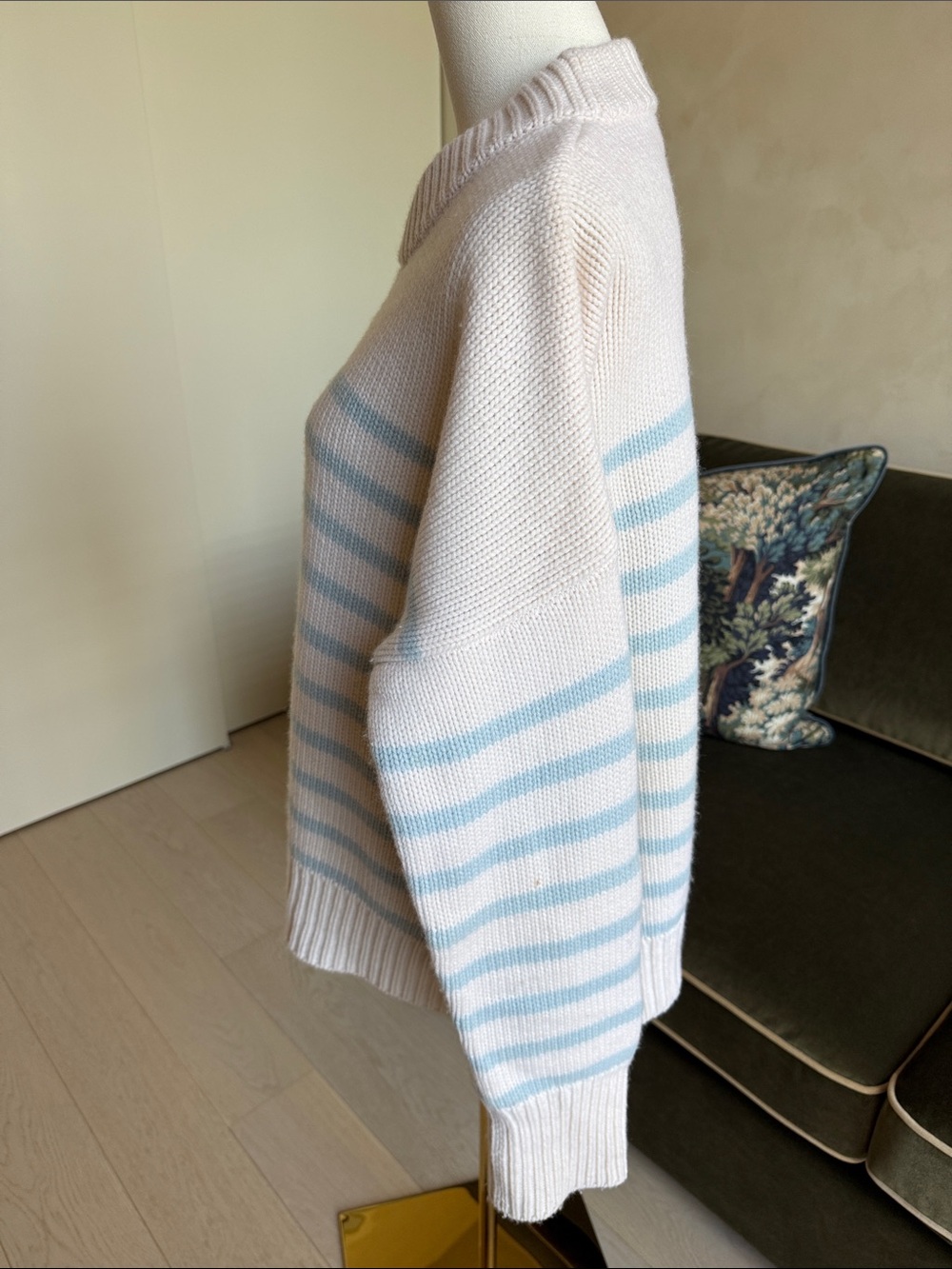La Ligne Marin Sweater Size XL STRIPED CREAM/PERIWINKLE - Picture 5 of 11